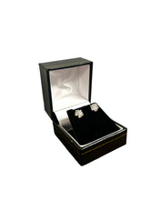 Load image into Gallery viewer, Lab Grown Diamond Earring
