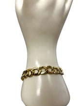 Load image into Gallery viewer, 10K Curb Link Bracelet
