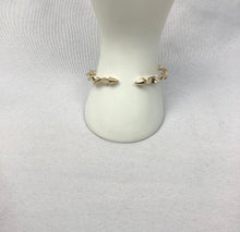 Load image into Gallery viewer, Solid Gold Twist Bangle
