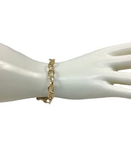 Load image into Gallery viewer, Paper Clip Bracelet
